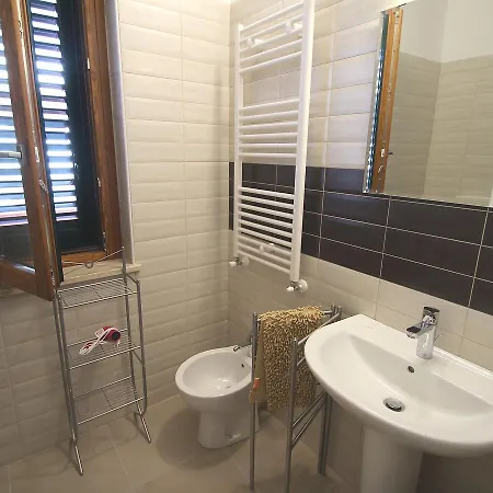 Apartment Locazione Turistica Beach House.1